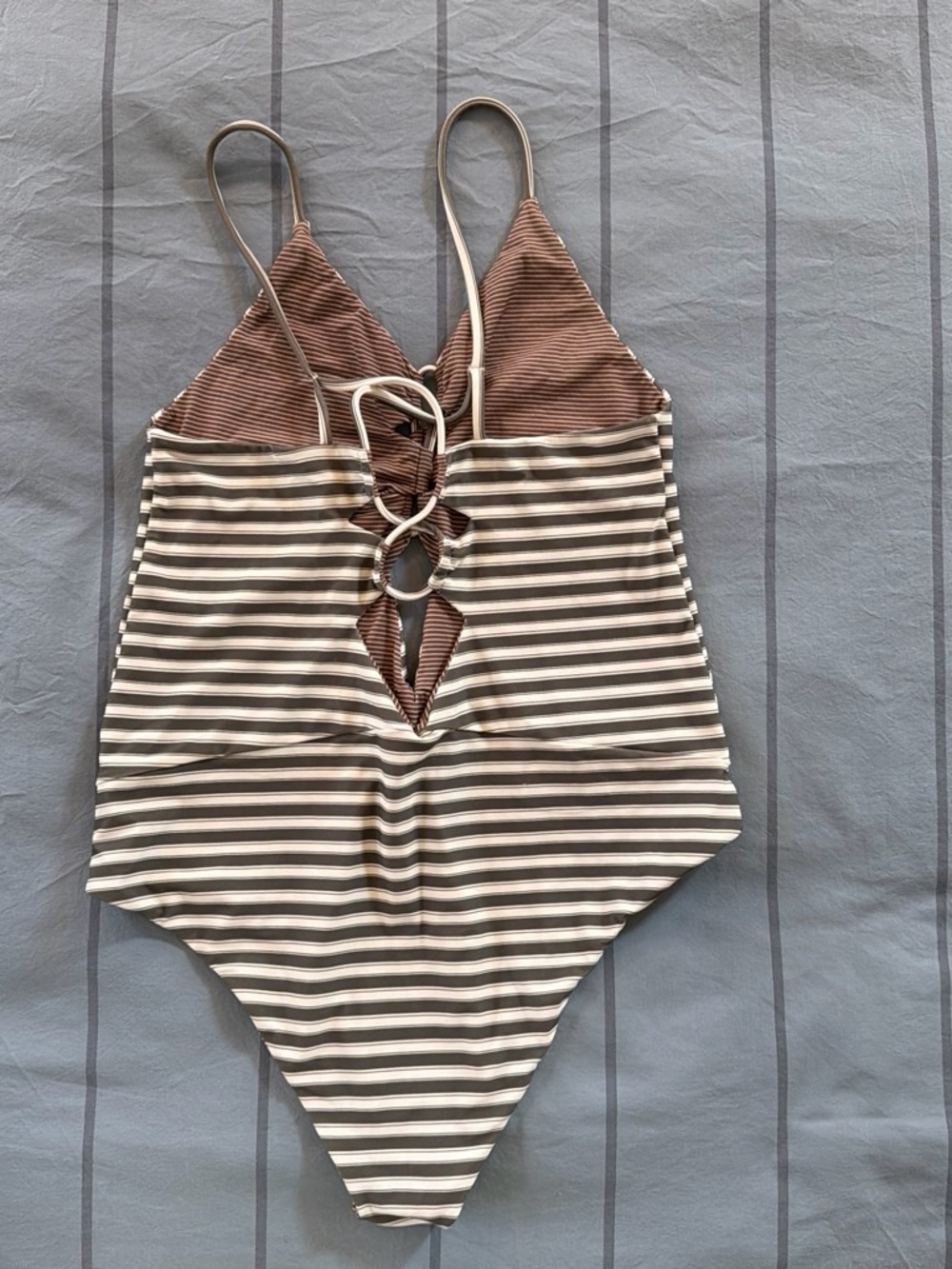 ACACIA Komono one piece green and cream striped excellent condition Size Large - Picture 3 of 3